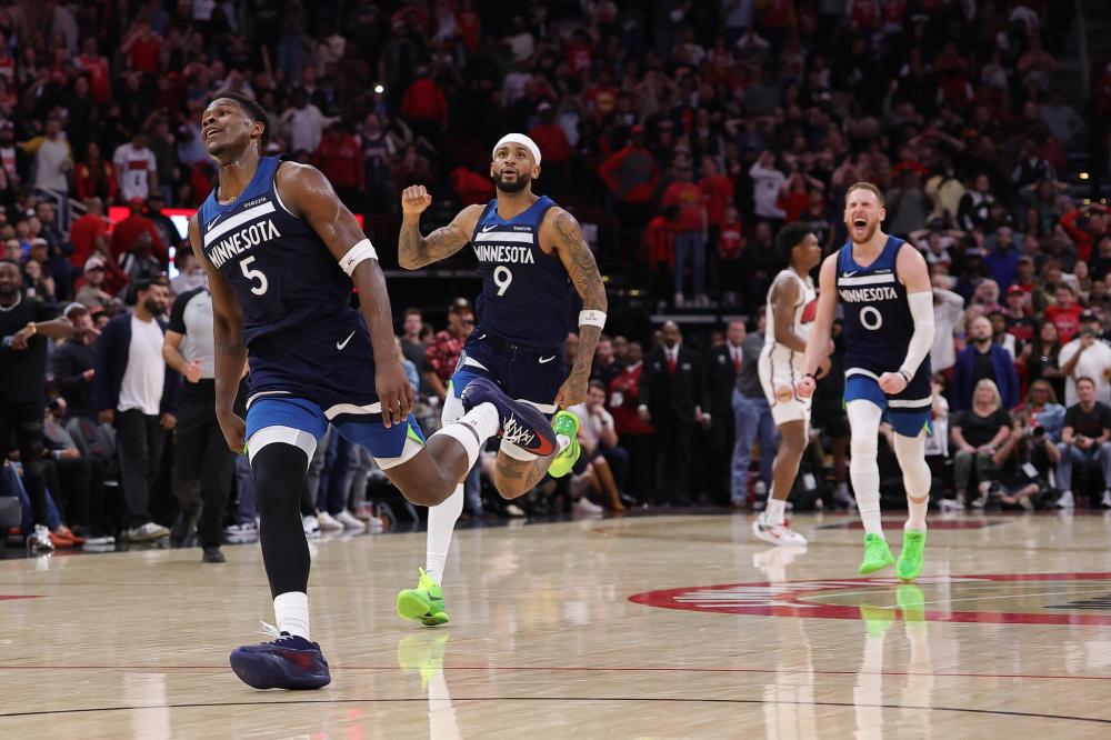 是补强防线 是补强防线