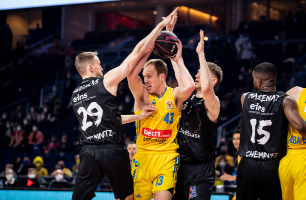 保持高水准 保持高水准